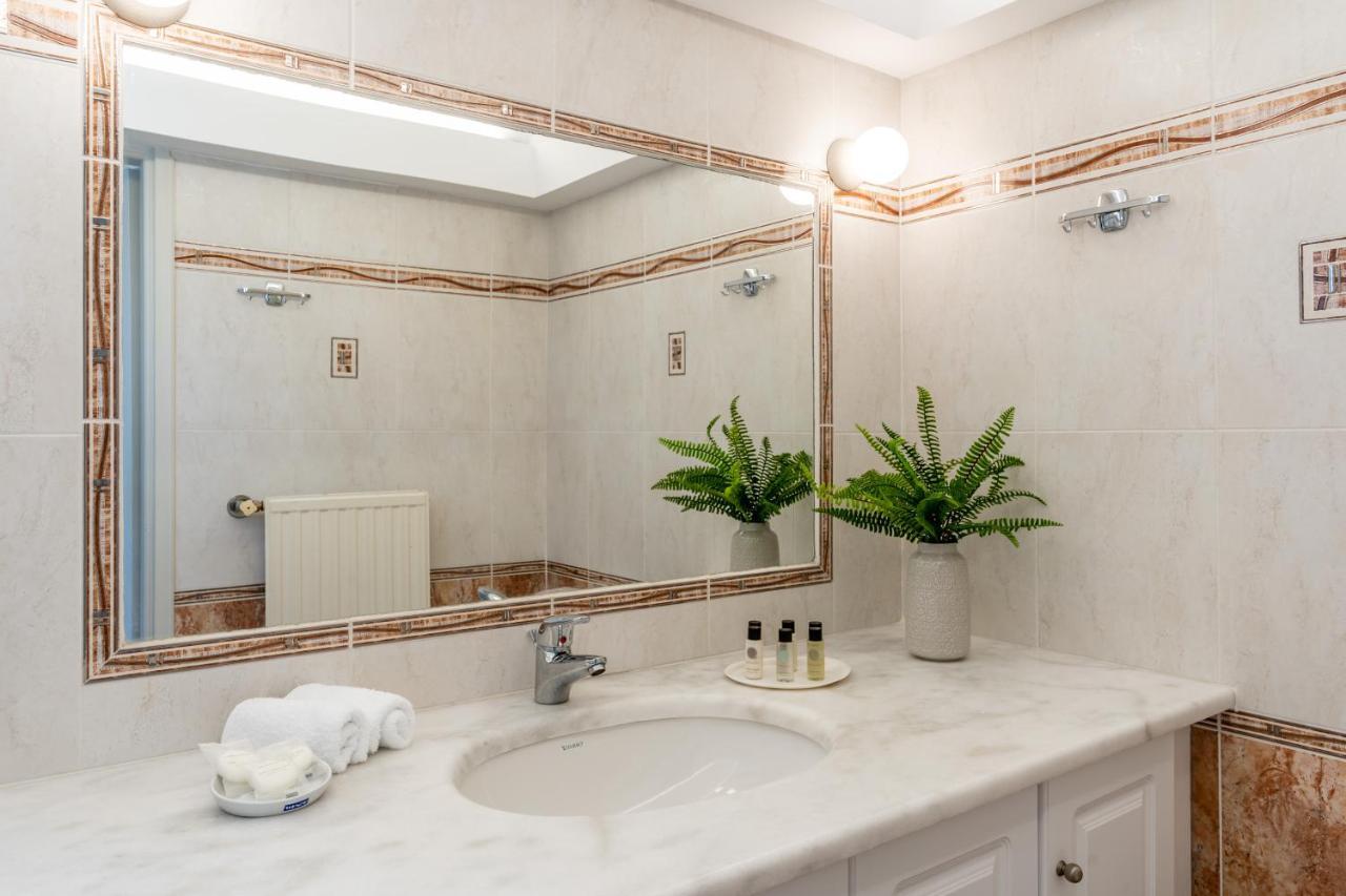 Amarie House With Sea View & Sunset View Villa Oia  Bagian luar foto